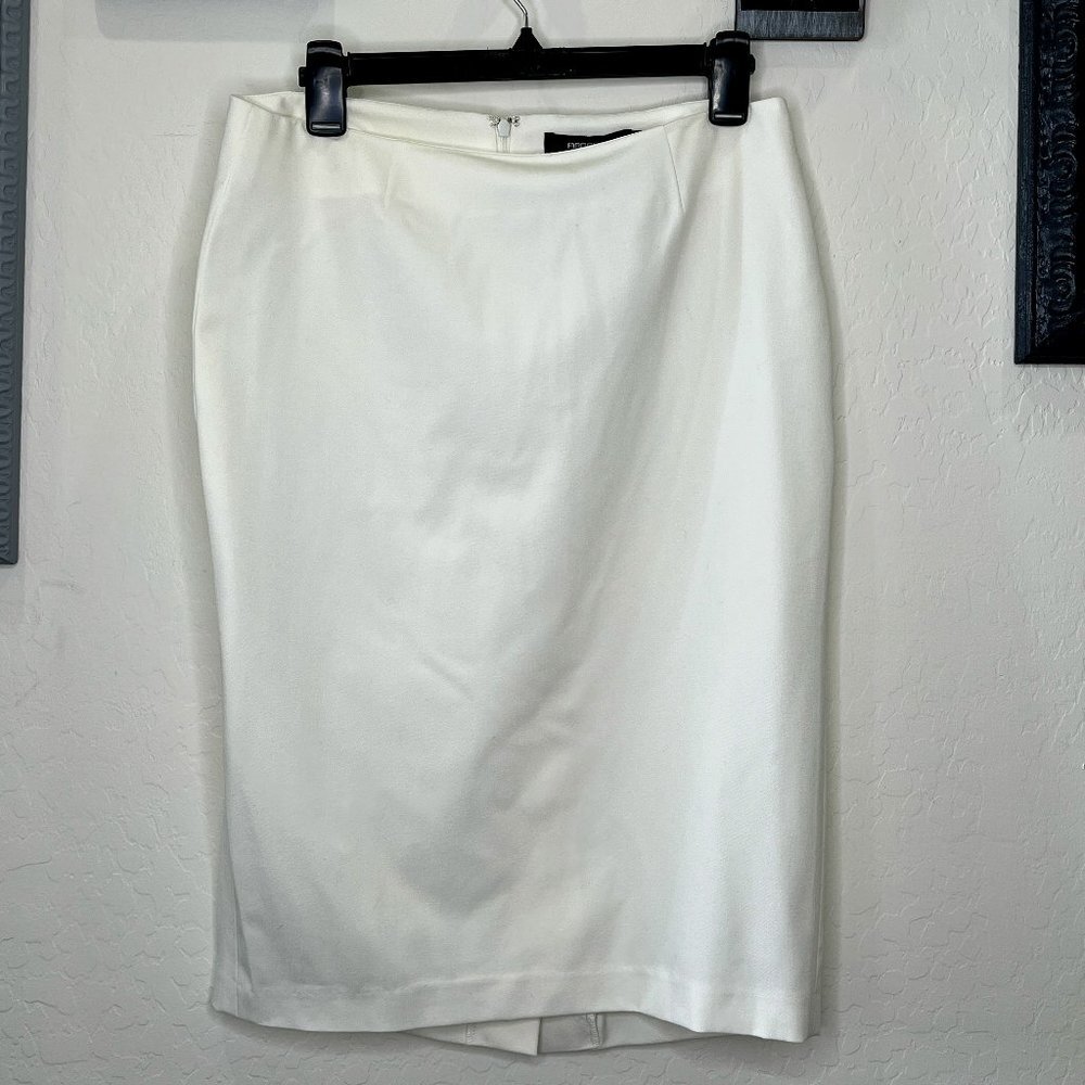 Arden B White Pencil Skirt - Size 8